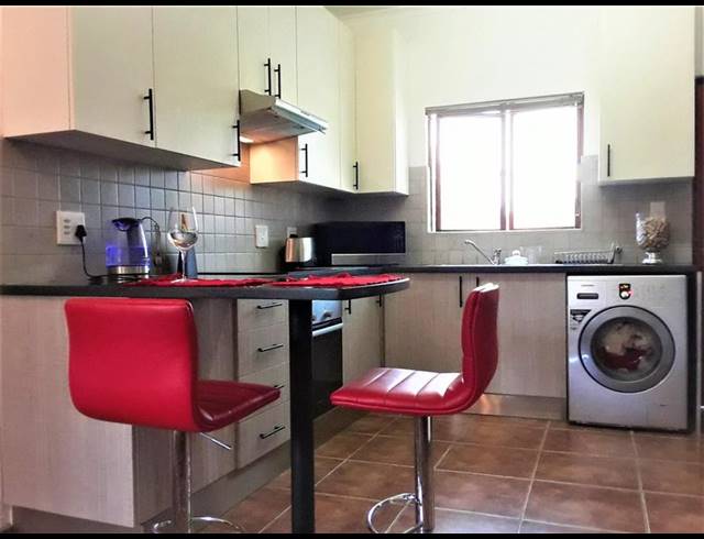 2 BEDROOM PROPERTY TO RENT IN LONEHILL